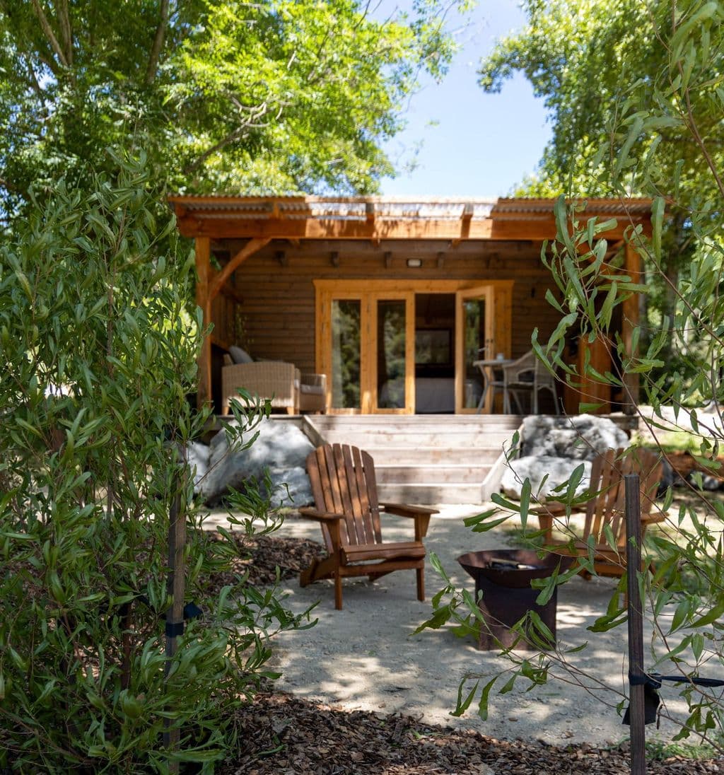 Farmstay chalets near Taupo in Hawke's Bay - boutique accommodation with breakfast included - Mohaka River Farm